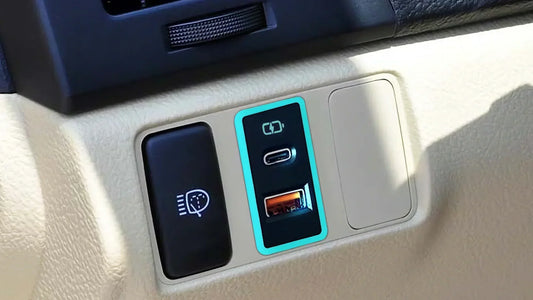 TOYOTA車充推薦｜專用快充PD+QC3.0雙孔免挖孔安裝 2026